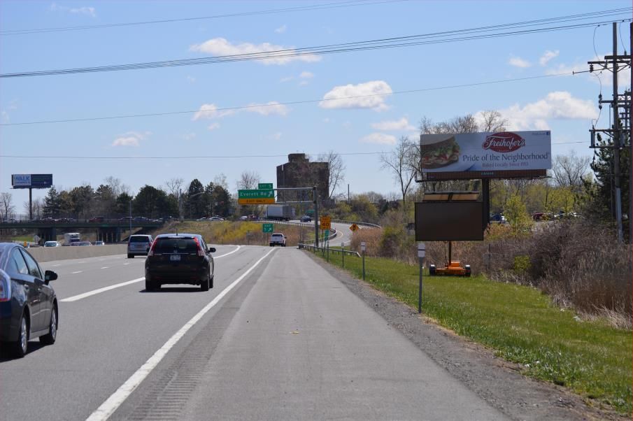 static in West Albany