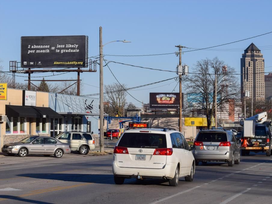 static in Des Moines