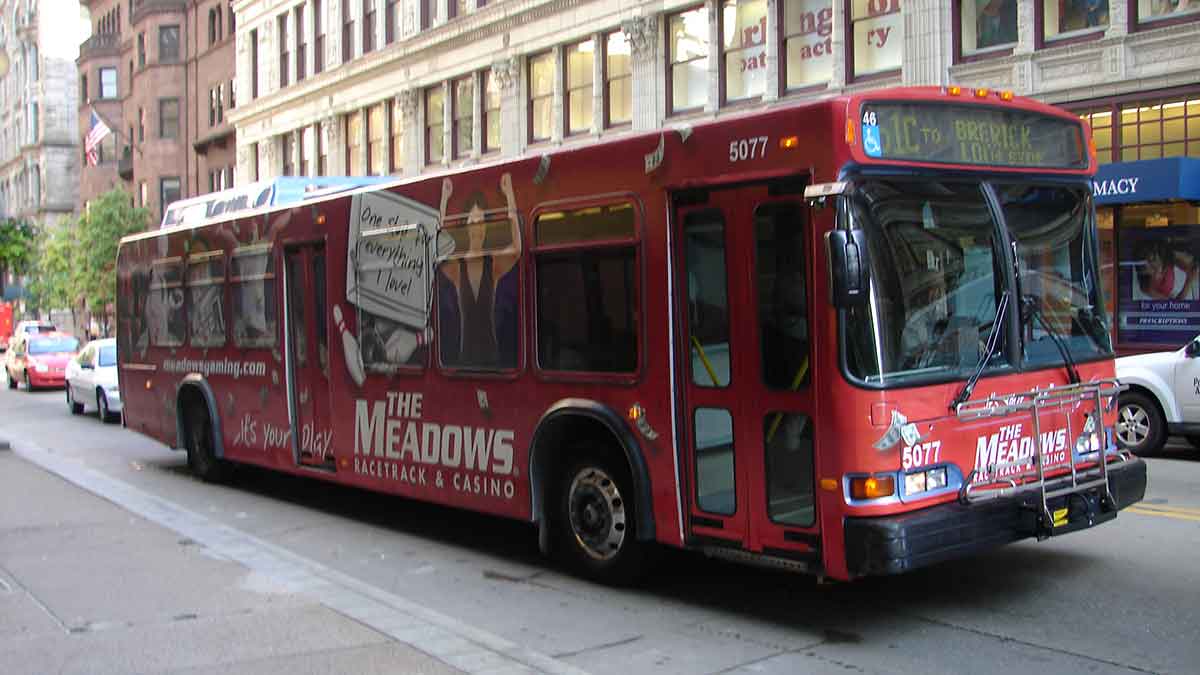 How to Advertise on Buses